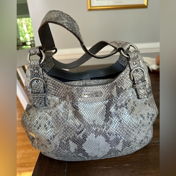 Coach tote/hobo bag - Picture 3 of 16
